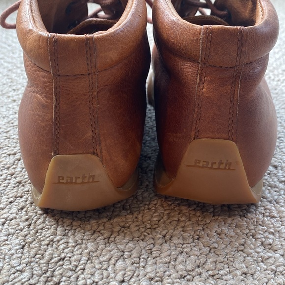 Earth Raja Leather Ankle Boots Ochre Color. Women’s 8.5, Men’s 6.5. - Picture 2 of 11